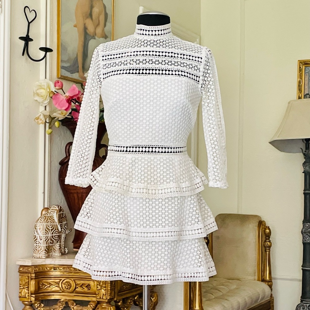 SOLD !!White Macramé Lace Ruffleed Baby Doll Dress